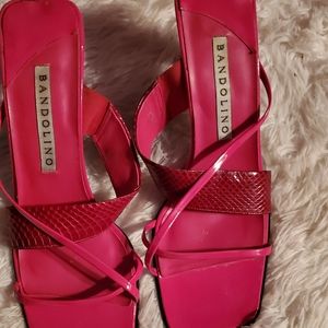 Hot pink Bandolino Bareback 3.5" heels, size 10m